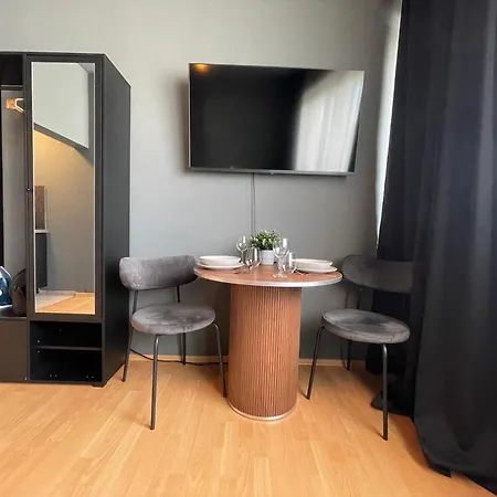 Gemuetliche Innenstadt In Stadtmitte *