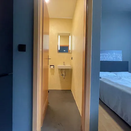 Apartment M-studios In Stadtmitte Stuttgart